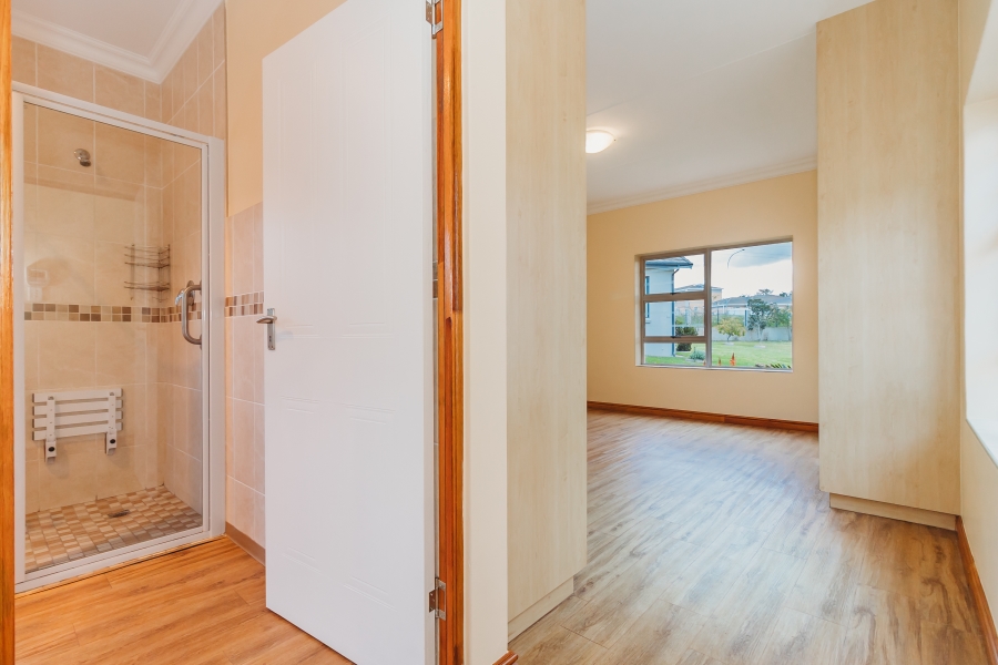 2 Bedroom Property for Sale in Groenkloof Retirement Village Western Cape